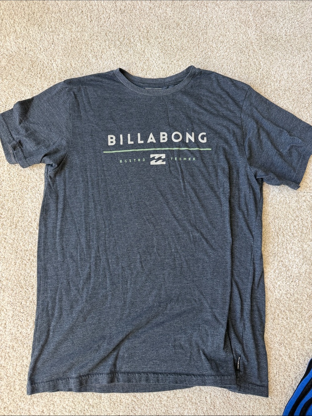 Billabong Men's Heather Navy Logo Tee with grey/green Accent (XL)